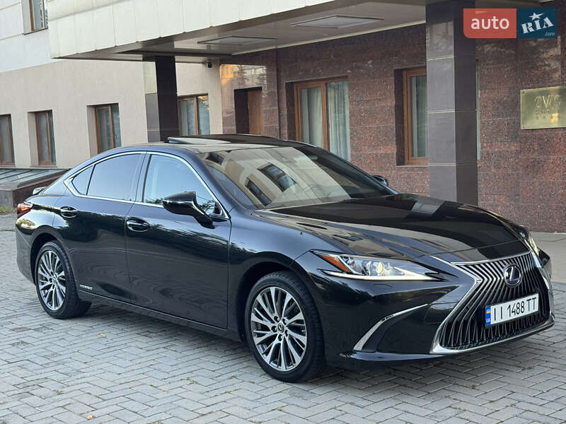 2021 lexus es 300h