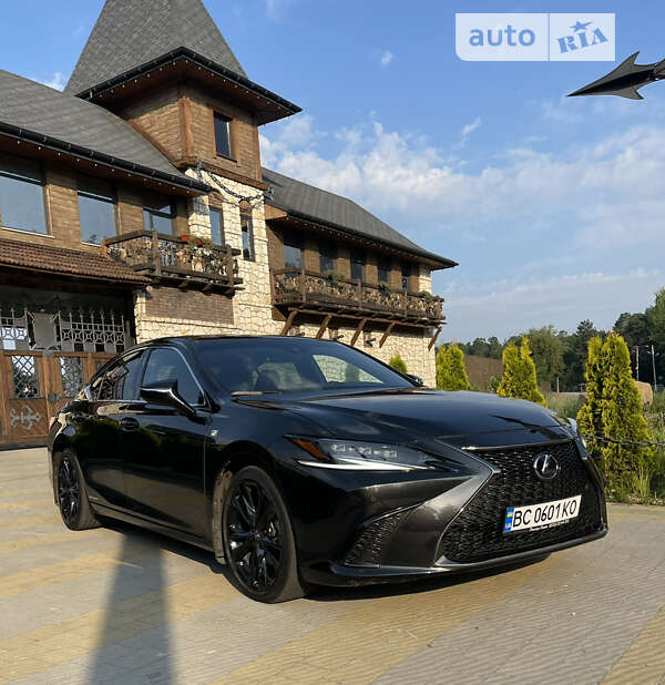 2022 lexus es 300h