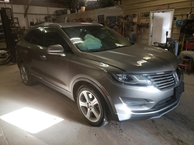 2017 lincoln mkc premie