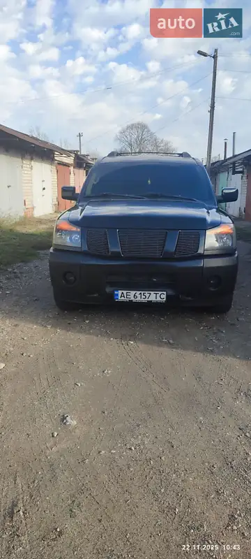 2004 nissan armada