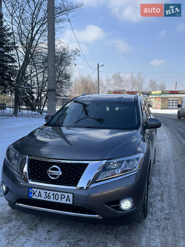 2016 nissan pathfinder