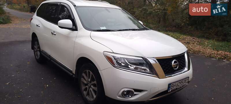 2016 nissan pathfinder