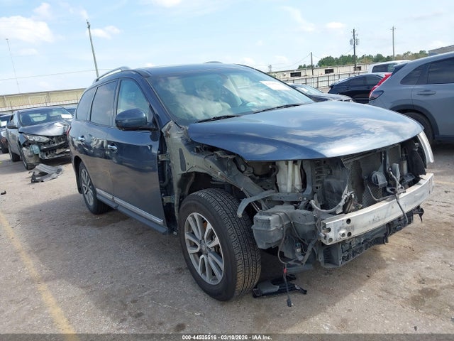 2016 nissan pathfinder