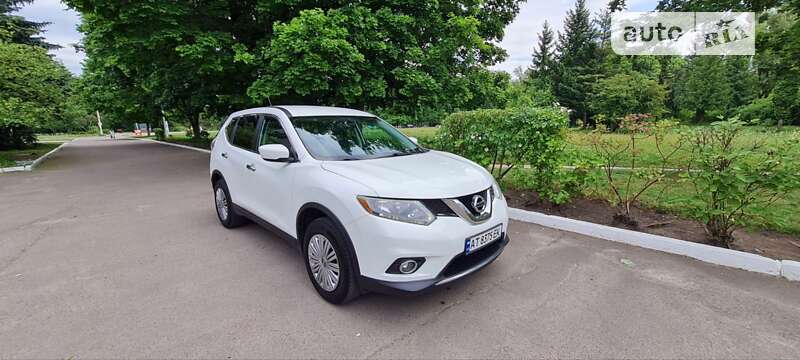 2016 nissan rogue-sports