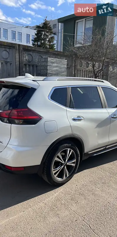 2016 nissan rogue