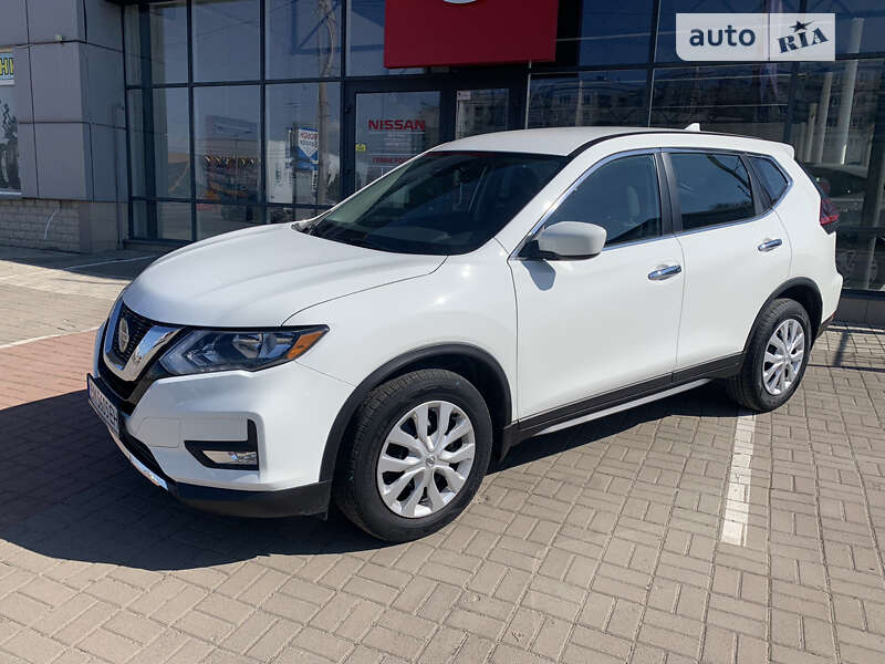 2020 nissan rogue