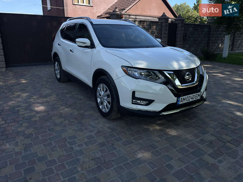 2017 nissan rogue