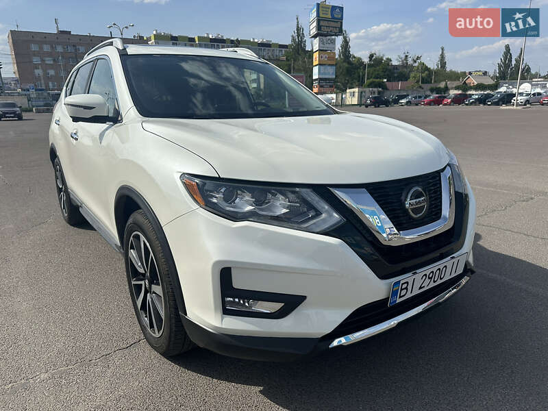 2020 NISSAN Rogue