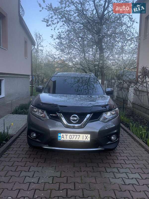 2016 nissan rogue