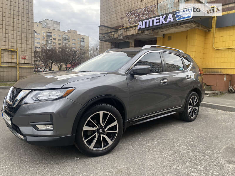 2019 NISSAN Rogue