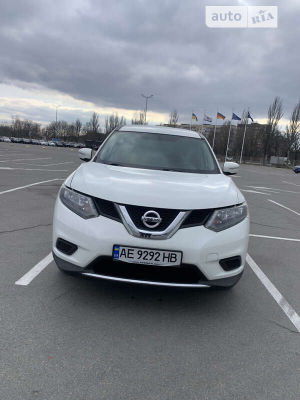 2015 nissan rogue