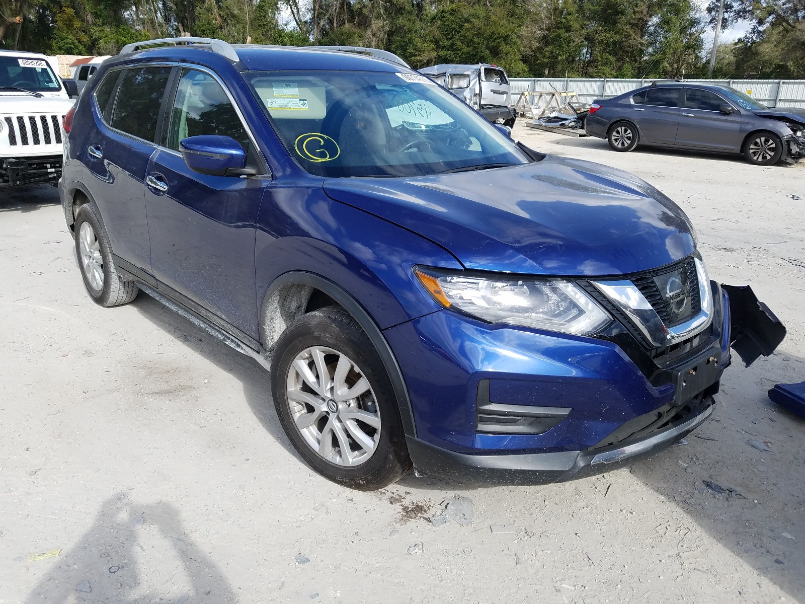 2017 nissan rogue sv