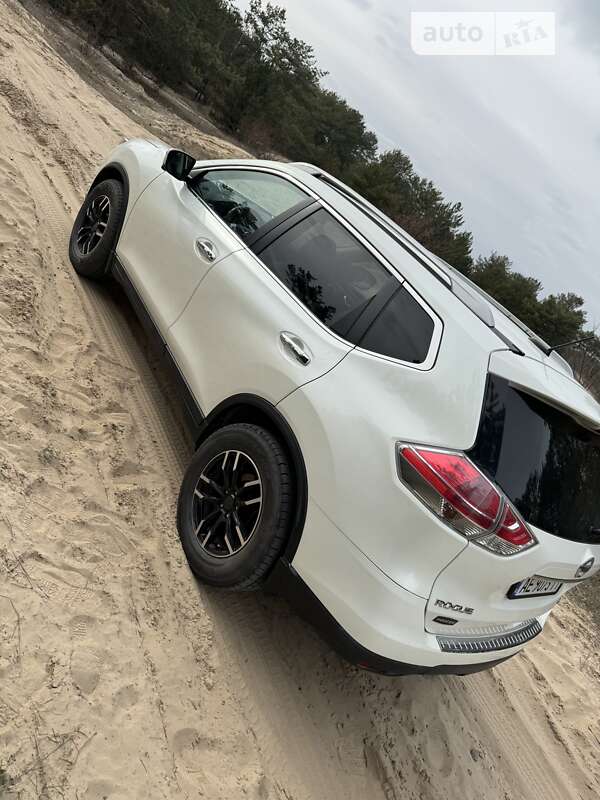 2016 nissan rogue
