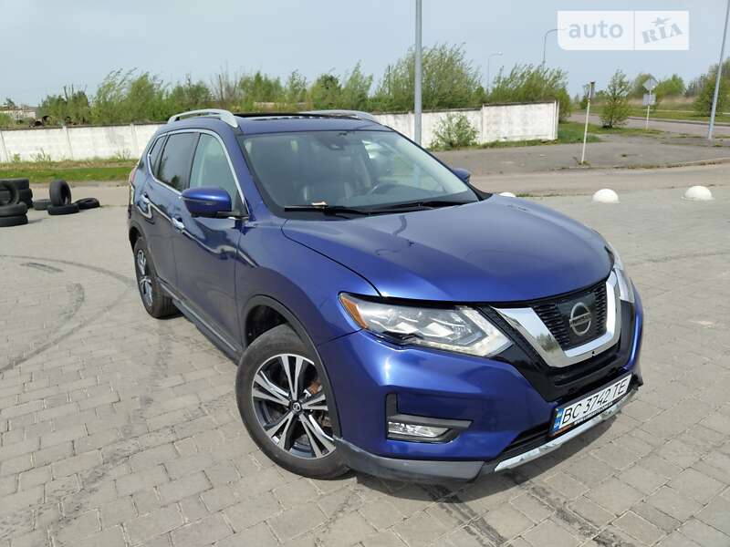 2017 NISSAN Rogue
