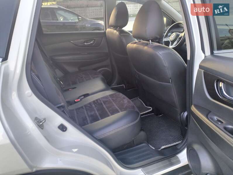 2018 nissan rogue