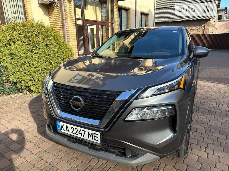 2021 nissan rogue