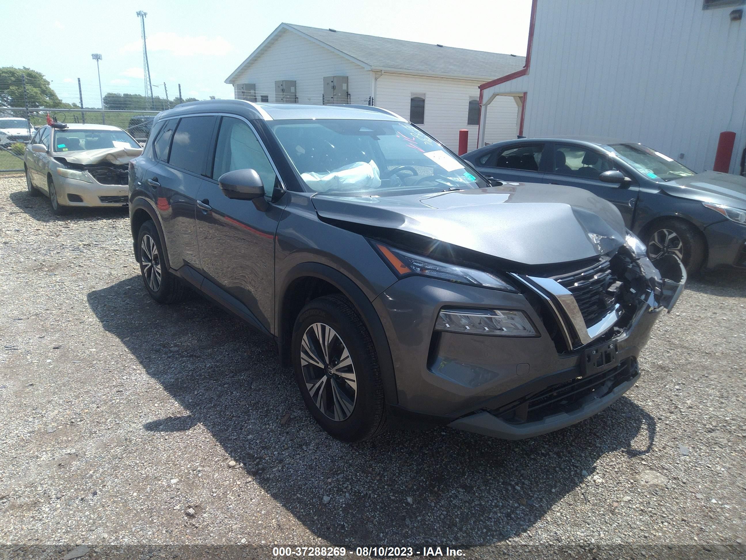 2021 nissan rogue