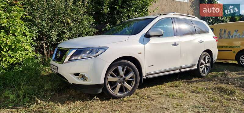 2014 nissan pathfinder