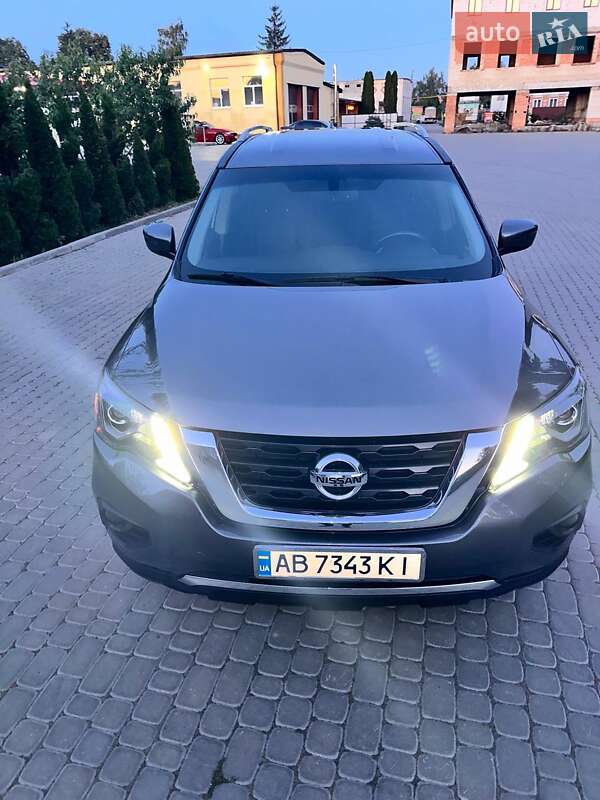 2019 nissan pathfinder