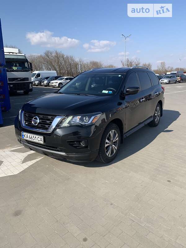 2016 nissan pathfinder