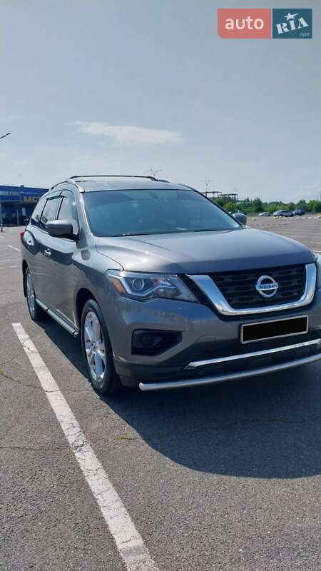 2018 nissan pathfinder