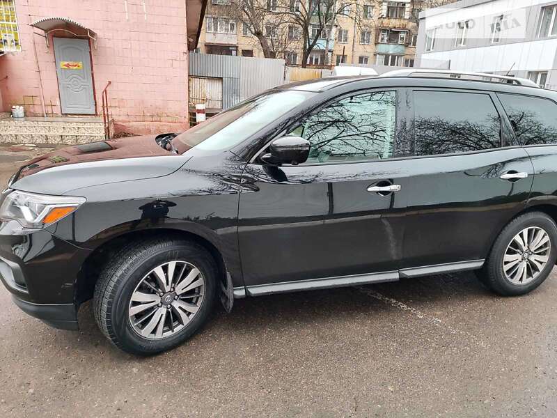2017 nissan pathfinder