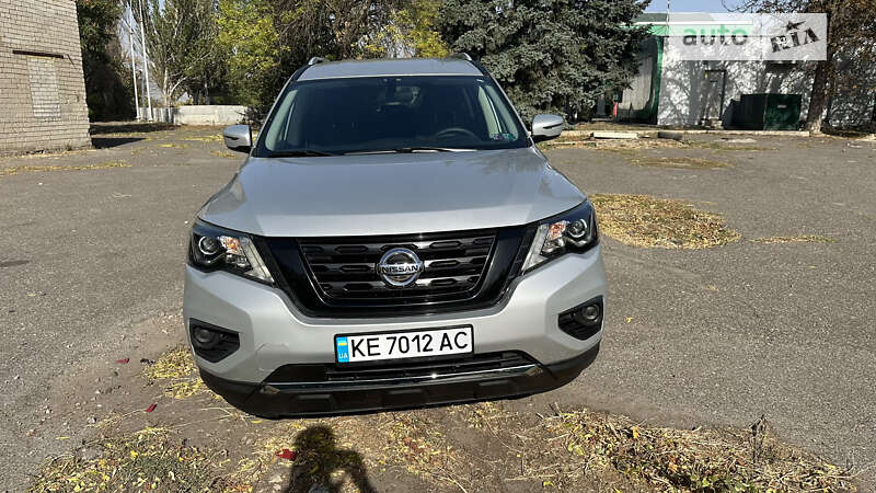 2018 nissan pathfinder