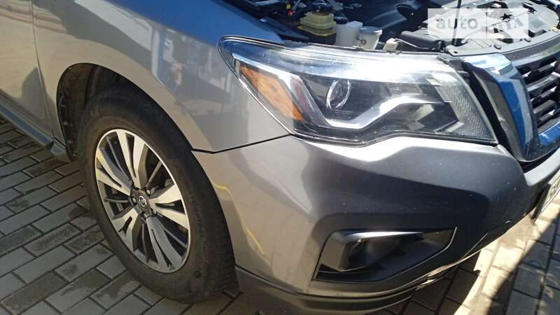 2019 nissan pathfinder