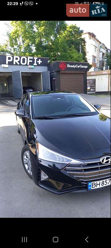 2019 hyundai elantra