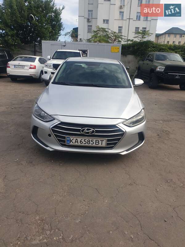 2016 hyundai elantra