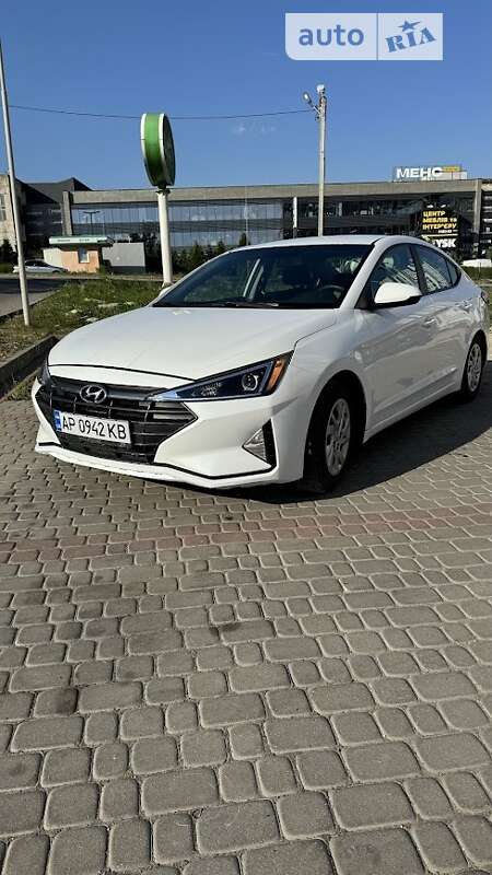 2019 hyundai elantra