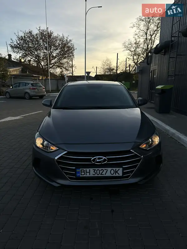 2018 hyundai elantra