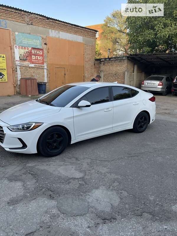 2016 hyundai elantra