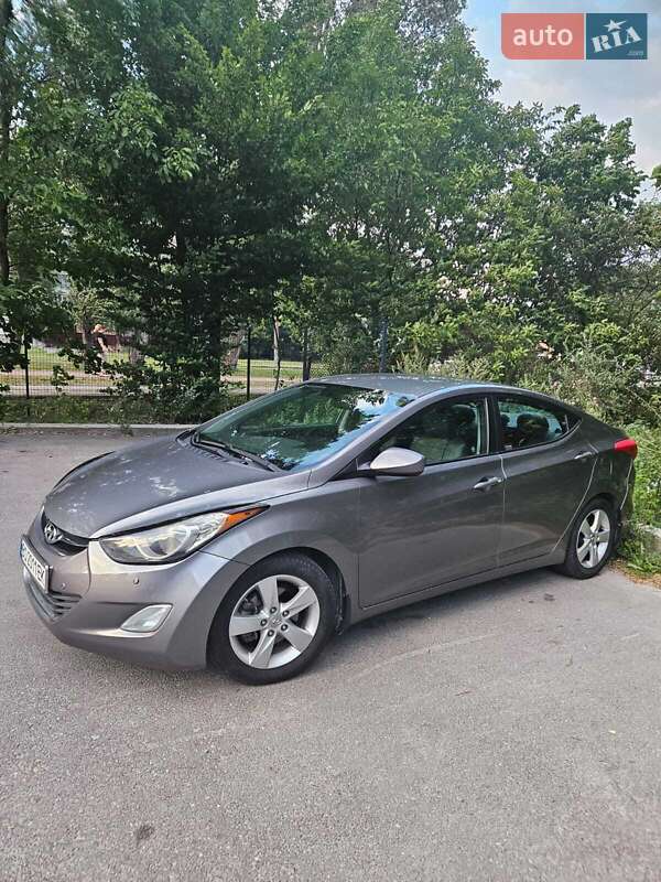 2013 hyundai elantra