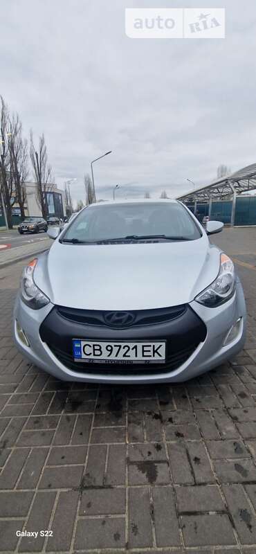 2013 hyundai elantra