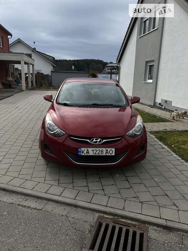 2013 hyundai elantra