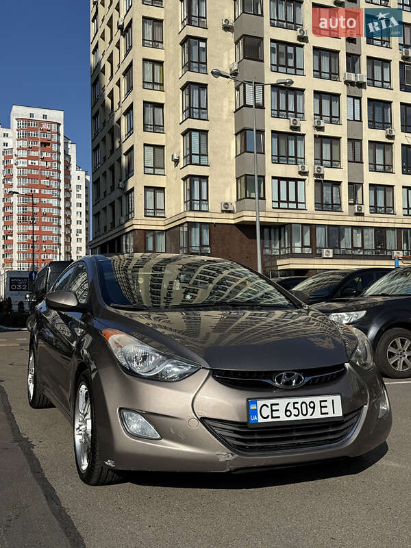 2013 hyundai elantra