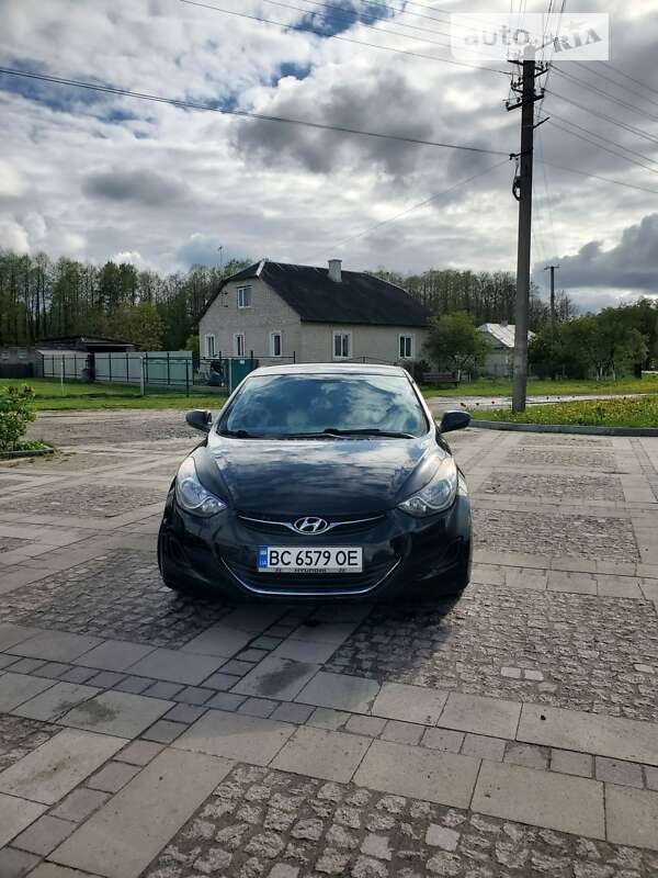 2013 hyundai elantra