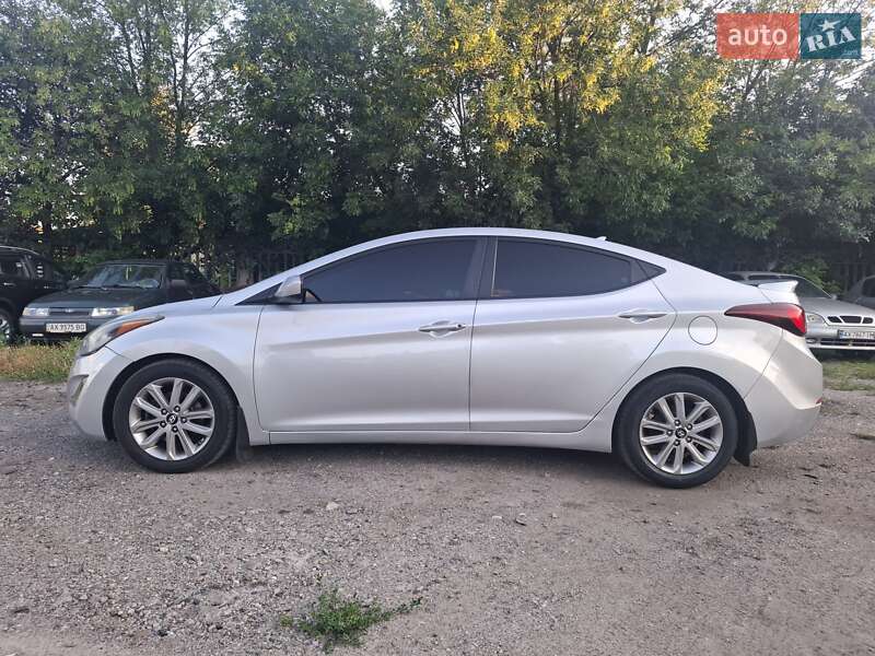 2013 hyundai elantra