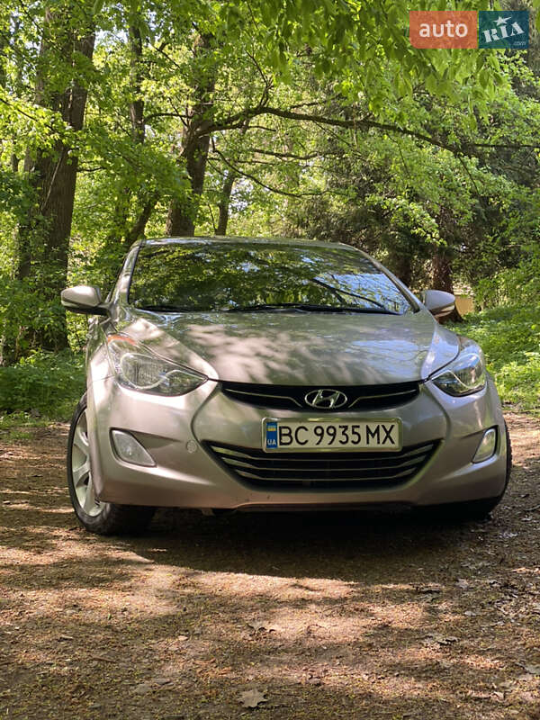 2010 hyundai elantra