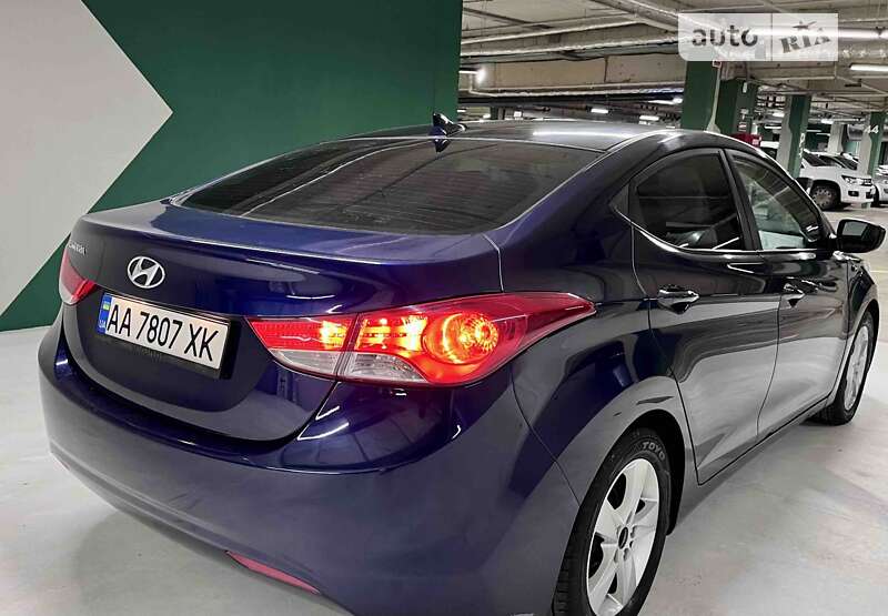 2013 hyundai elantra