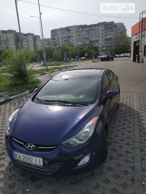 2013 hyundai elantra