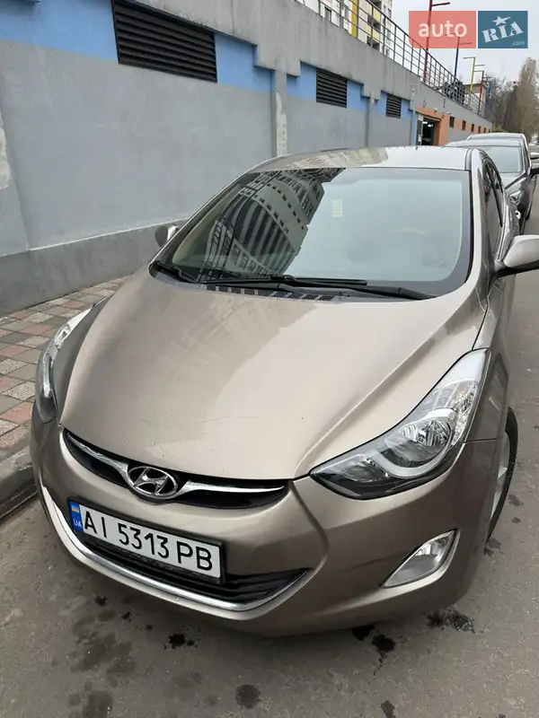 2013 hyundai elantra
