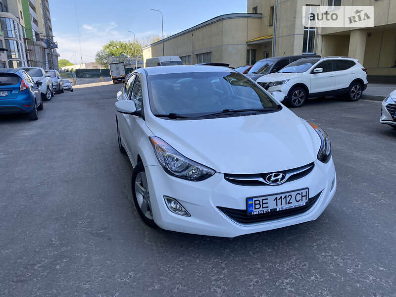 2013 hyundai elantra