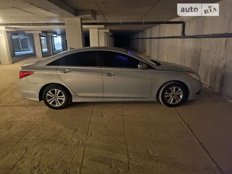 2013 hyundai sonata