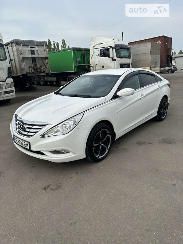 2011 hyundai sonata