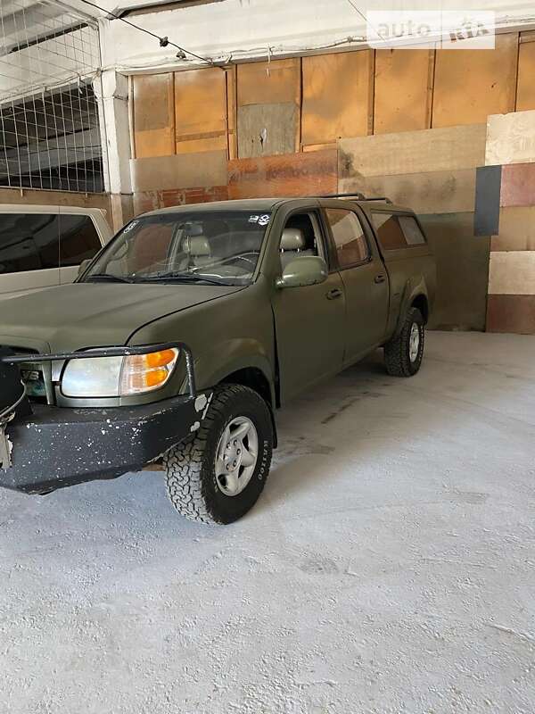 2004 toyota tundra