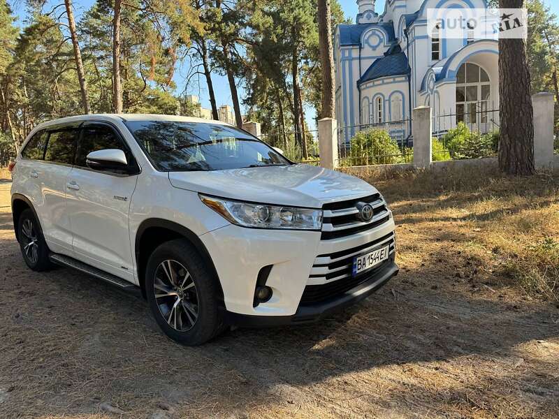 2017 toyota highlander