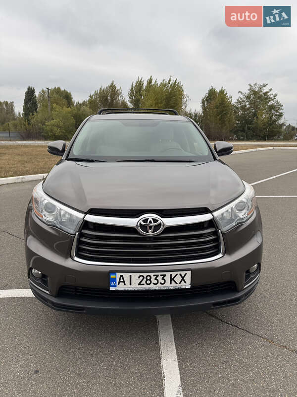 2016 toyota highlander