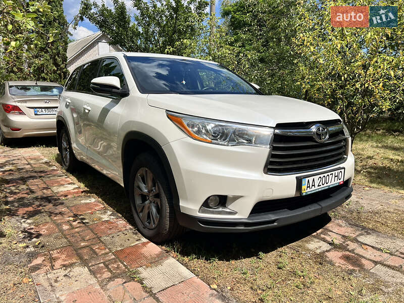 2014 toyota highlander